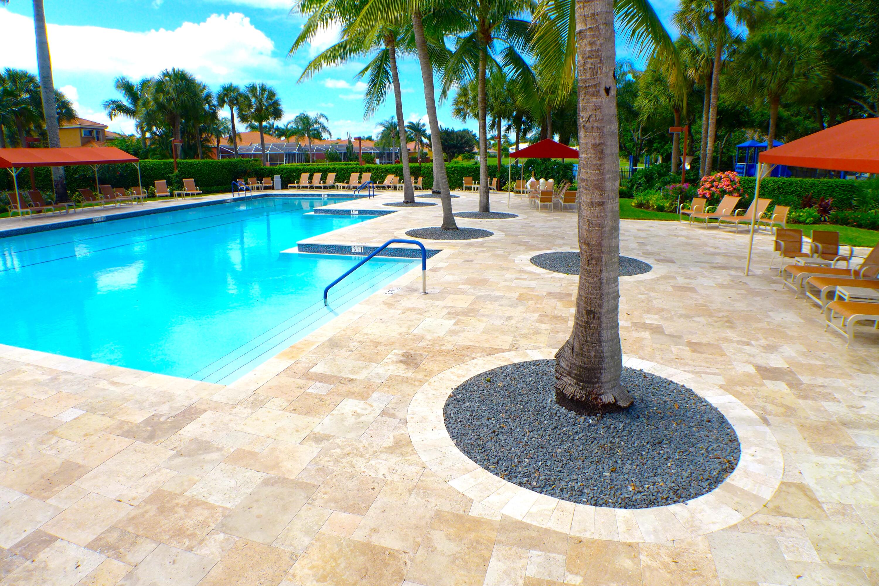 6662 Newport Lake Circle