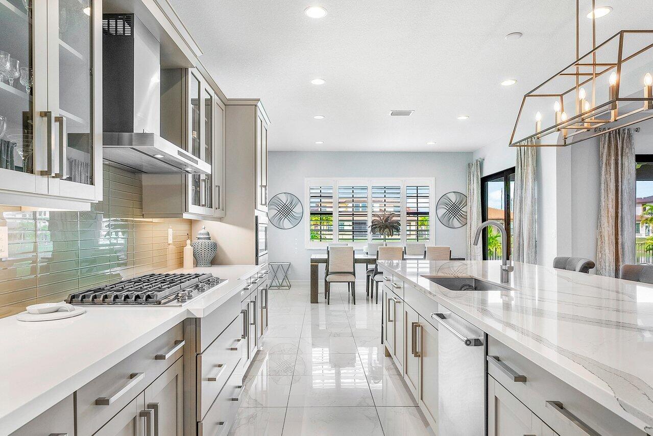 11025 Meridian Drive S