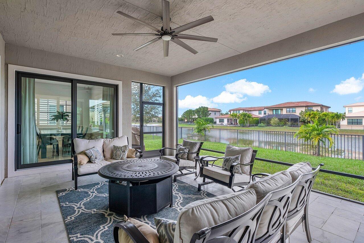 11025 Meridian Drive S