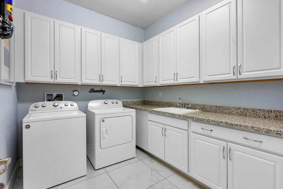 11025 Meridian Drive S