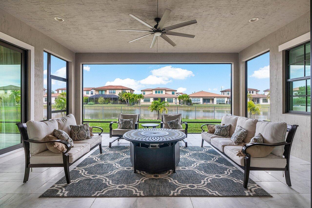 11025 Meridian Drive S