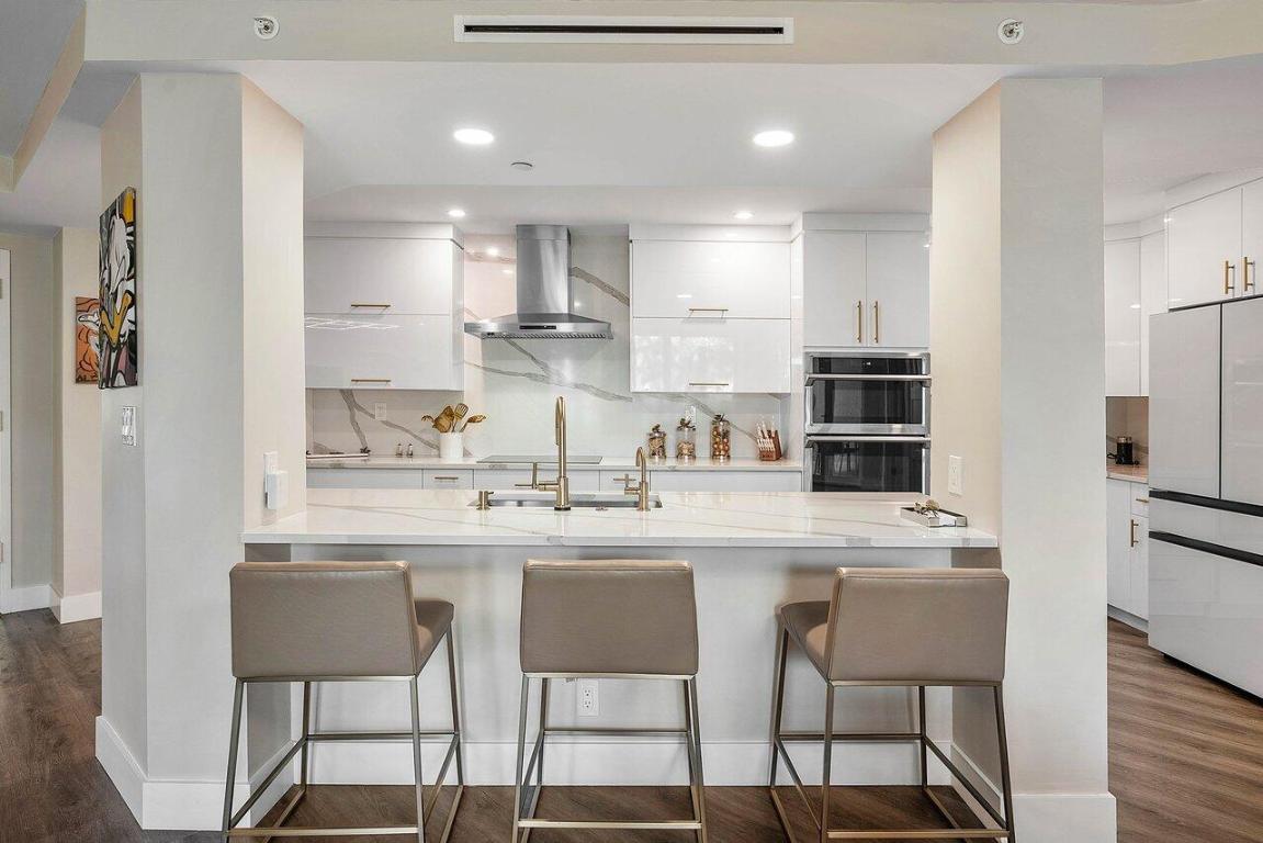 140 SE 5th Avenue Unit: 243