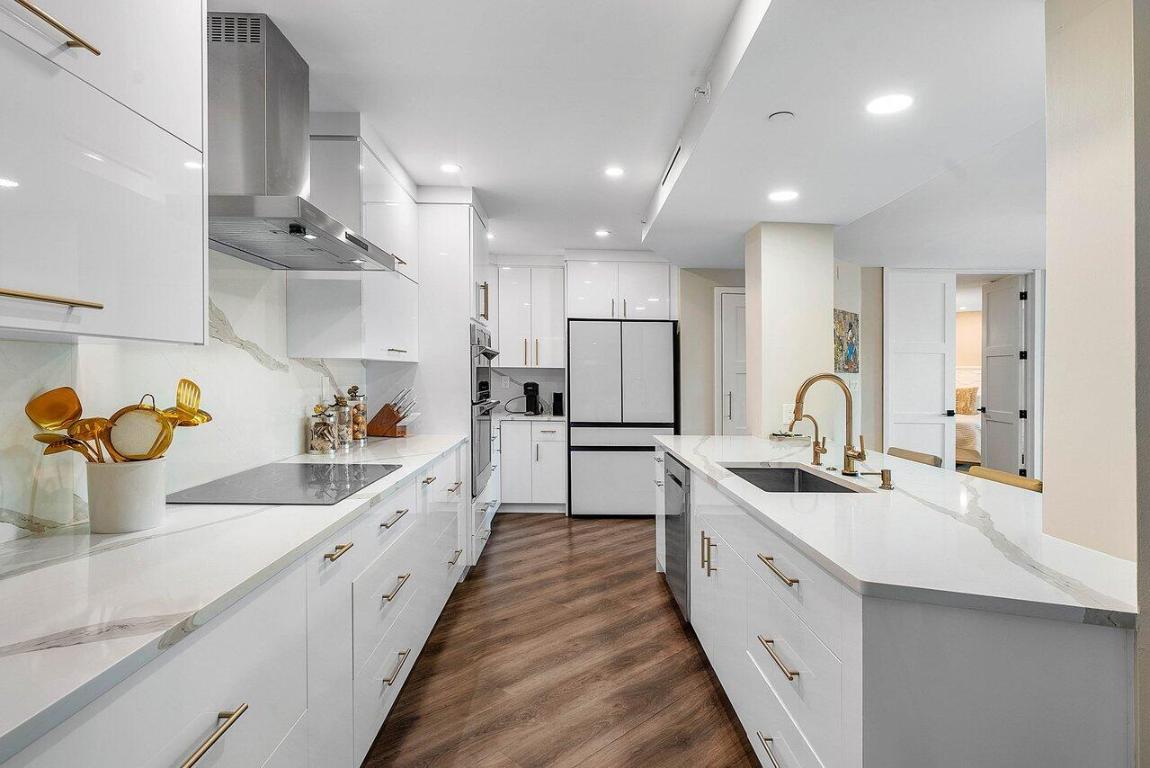 140 SE 5th Avenue Unit: 243