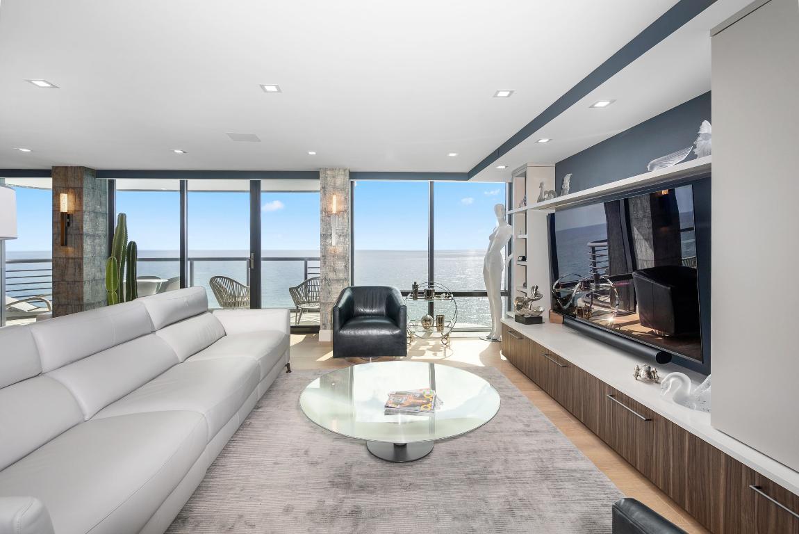 250 S Ocean Boulevard Penthouse F