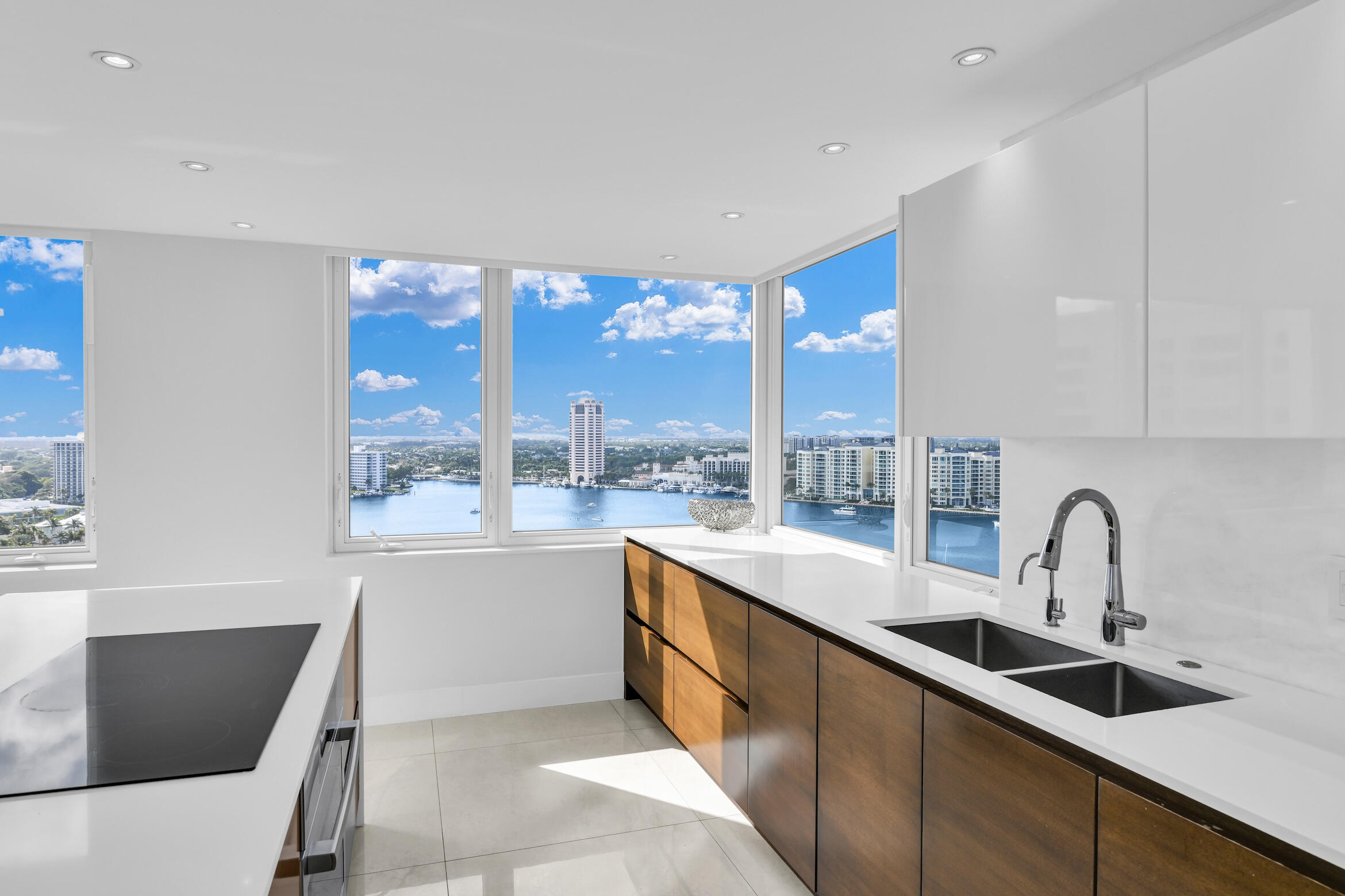500 S Ocean Boulevard 2008