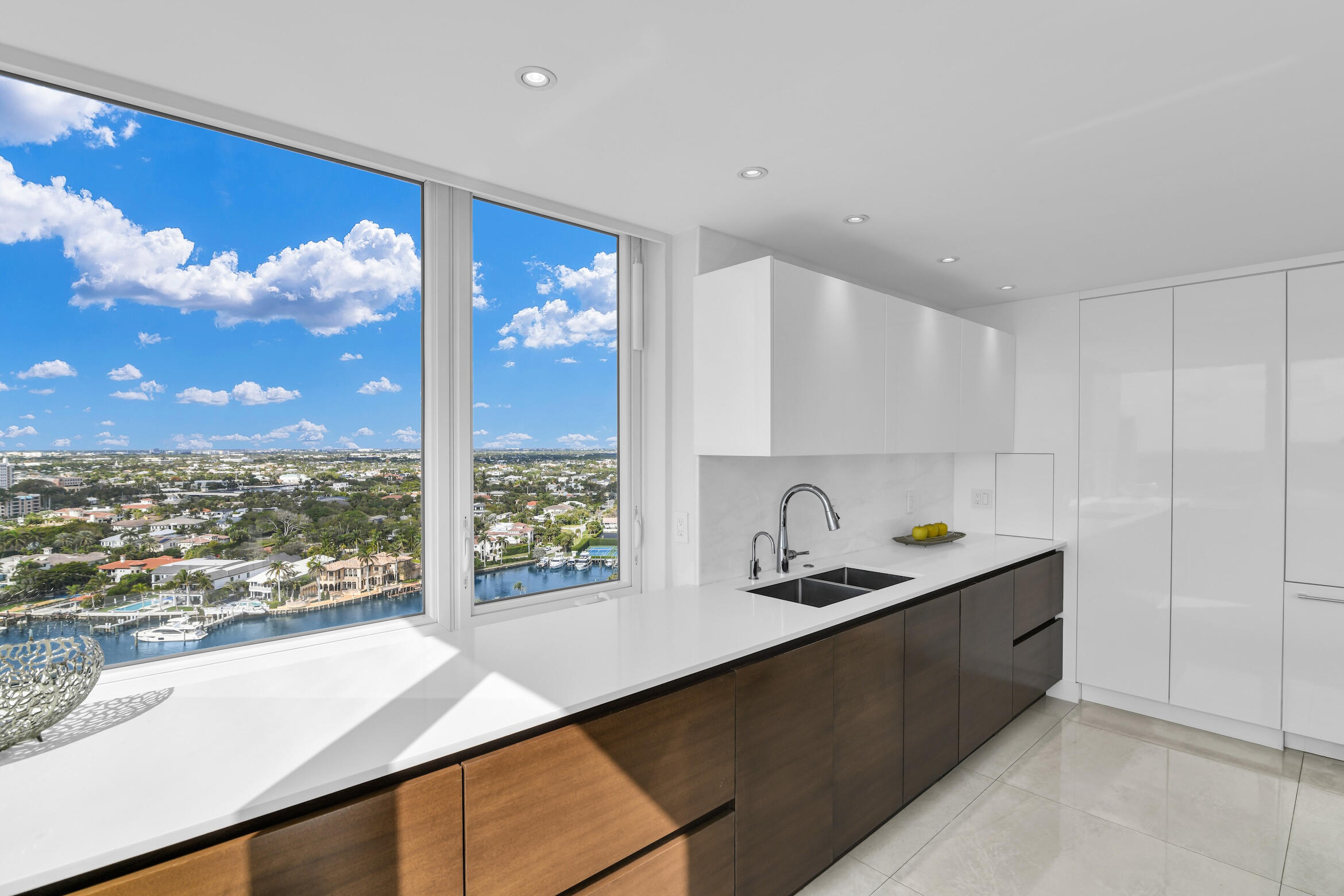 500 S Ocean Boulevard 2008