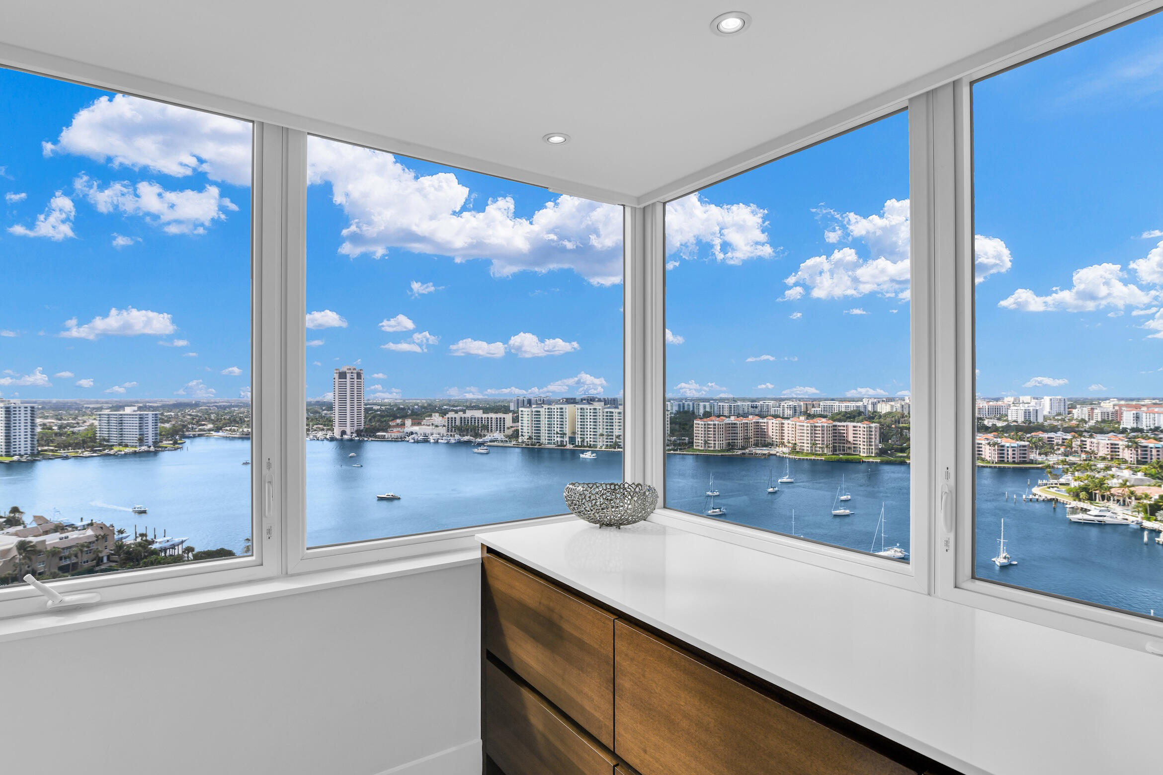 500 S Ocean Boulevard 2008
