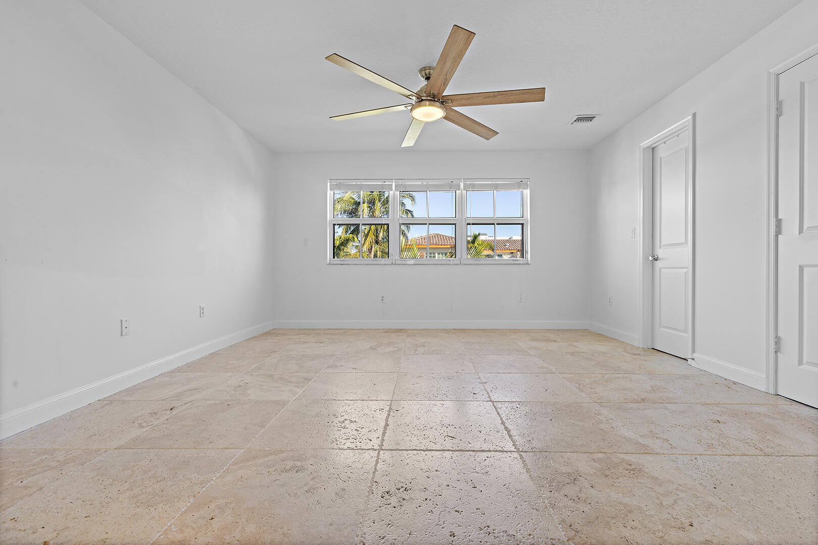 1600 NE 9th Street 20