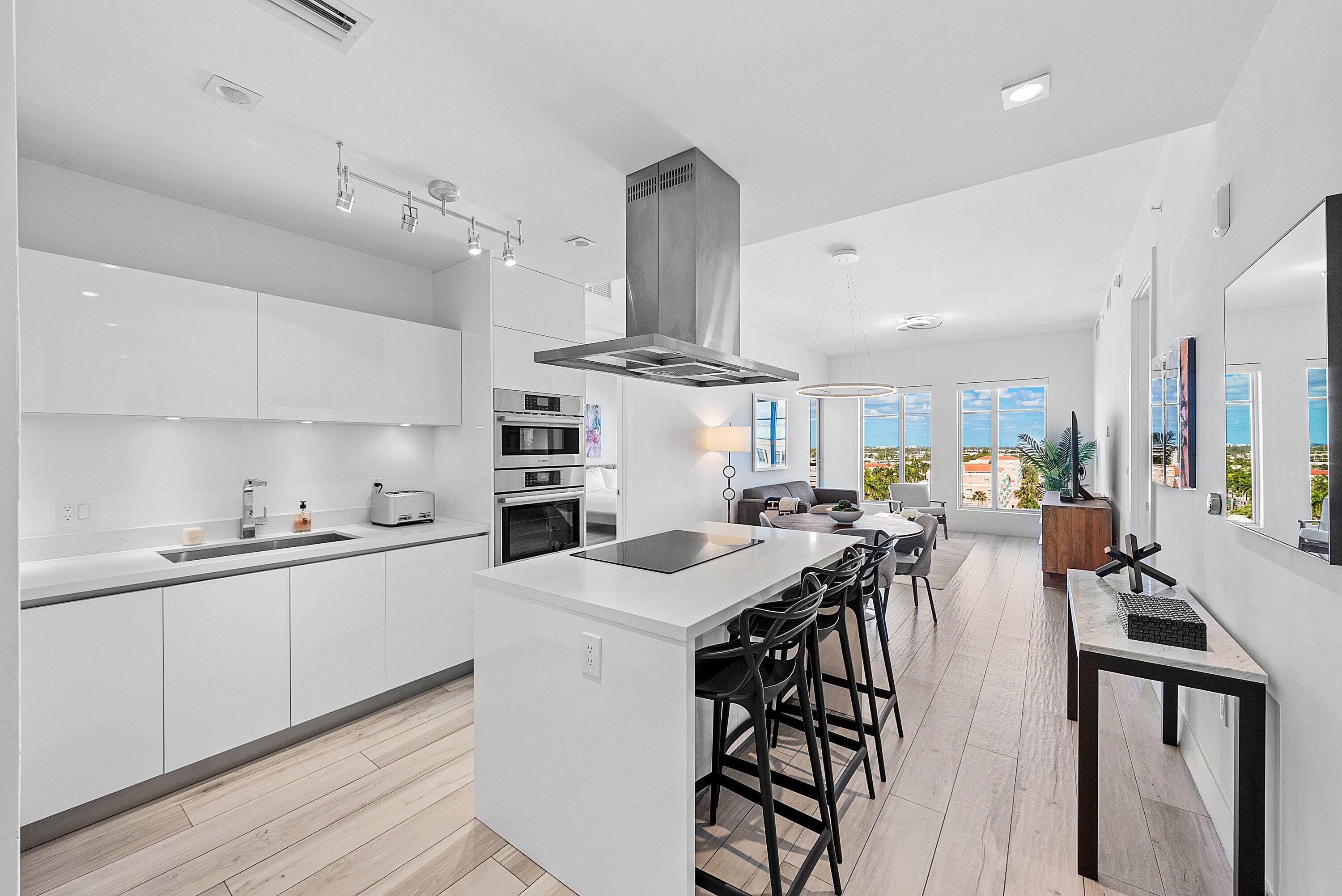 155 E Boca Raton Road Unit: 1019