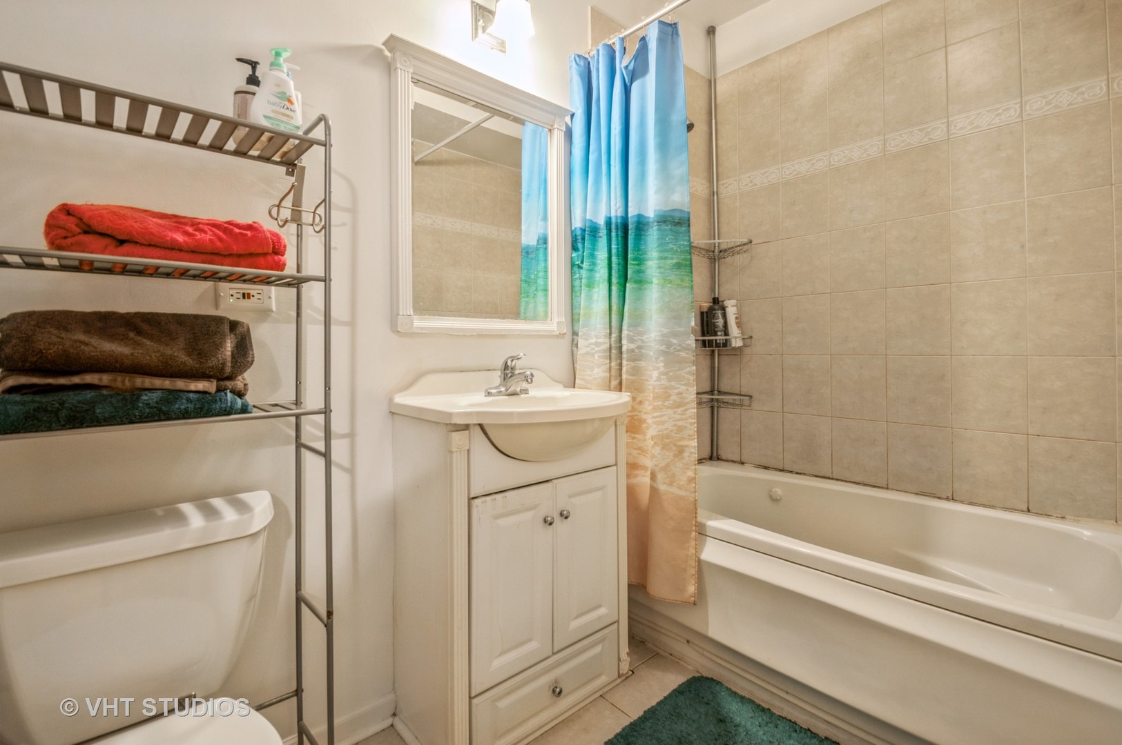 6318 N Richmond Street Unit: 2B