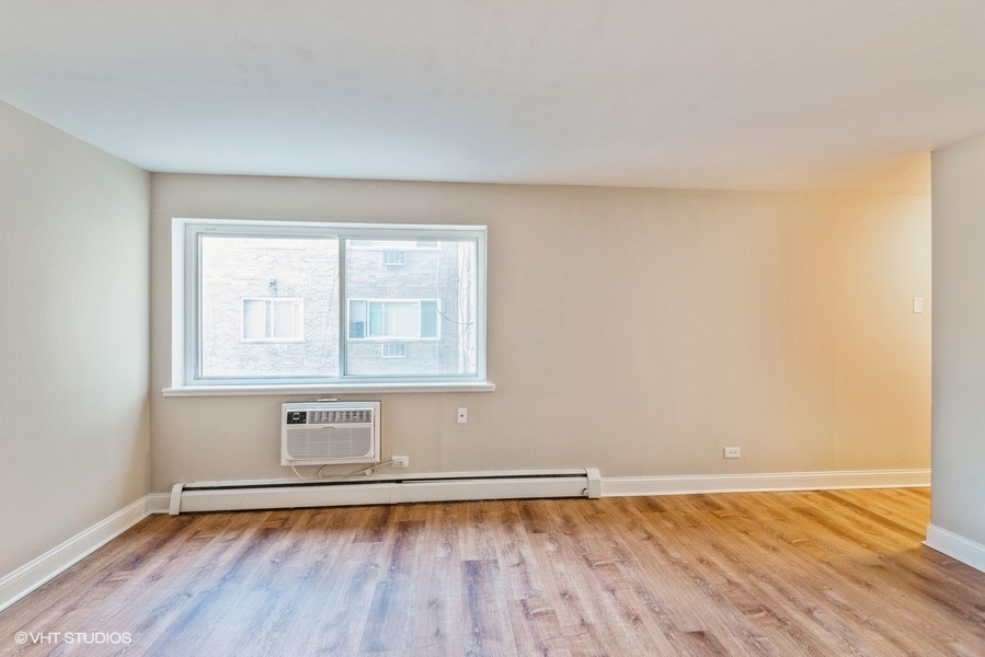 7120 N Sheridan Road Unit: 314