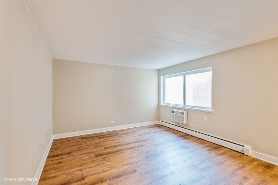 7120 N Sheridan Road Unit: 314