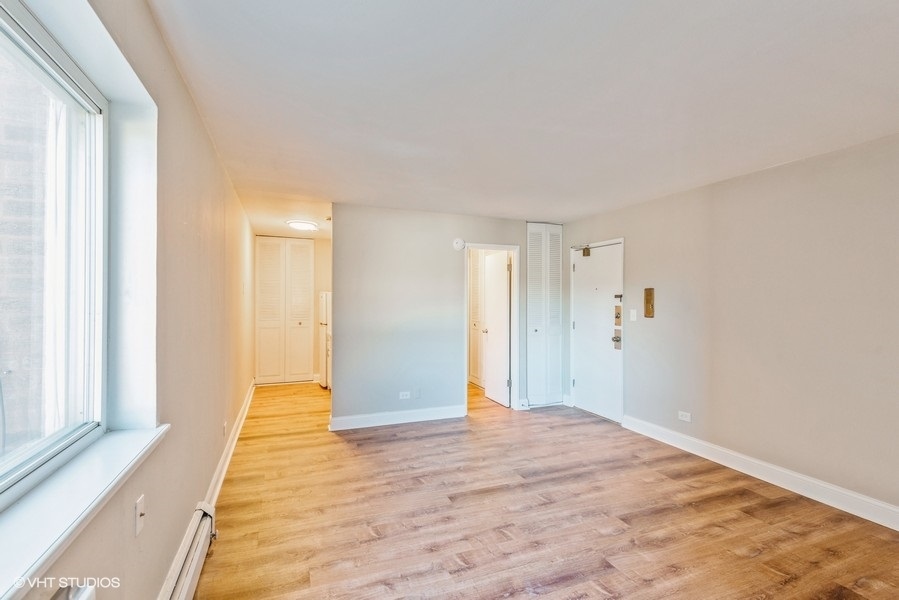 7120 N Sheridan Road Unit: 314