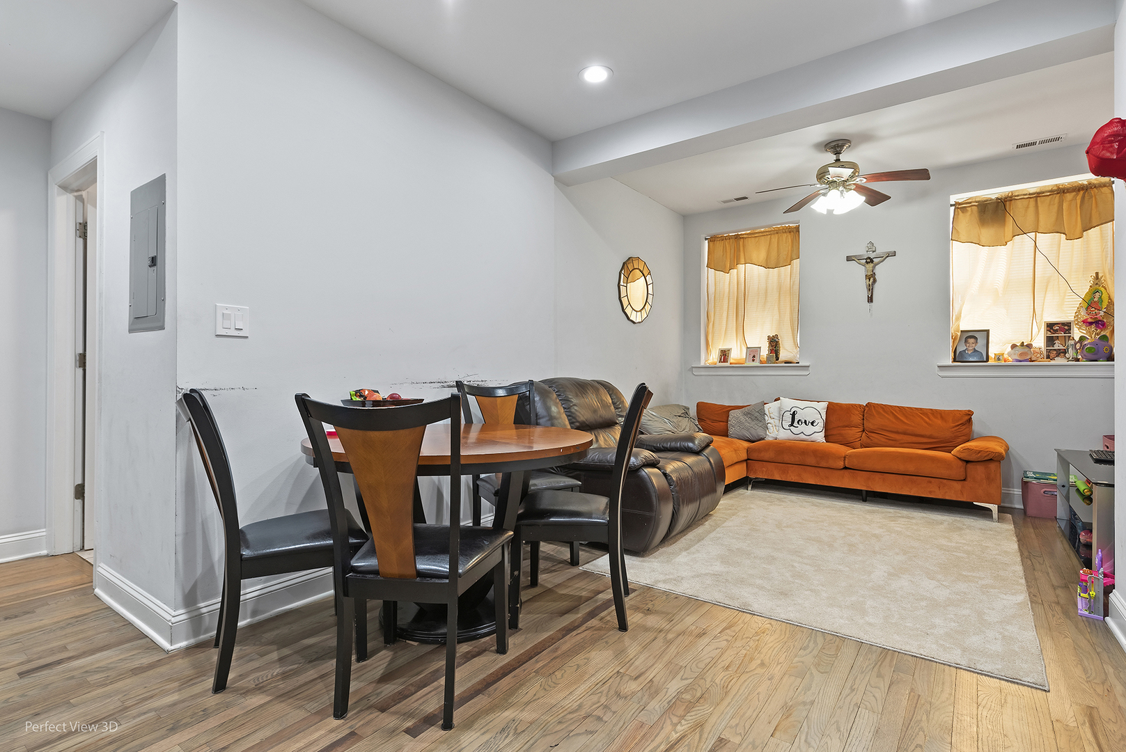 4820 N Avers Avenue Unit: GE