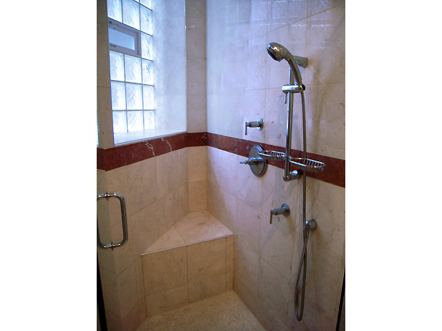 1437 N WASHTENAW Avenue Unit: 2