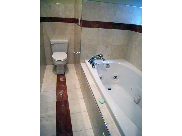 1437 N WASHTENAW Avenue Unit: 2