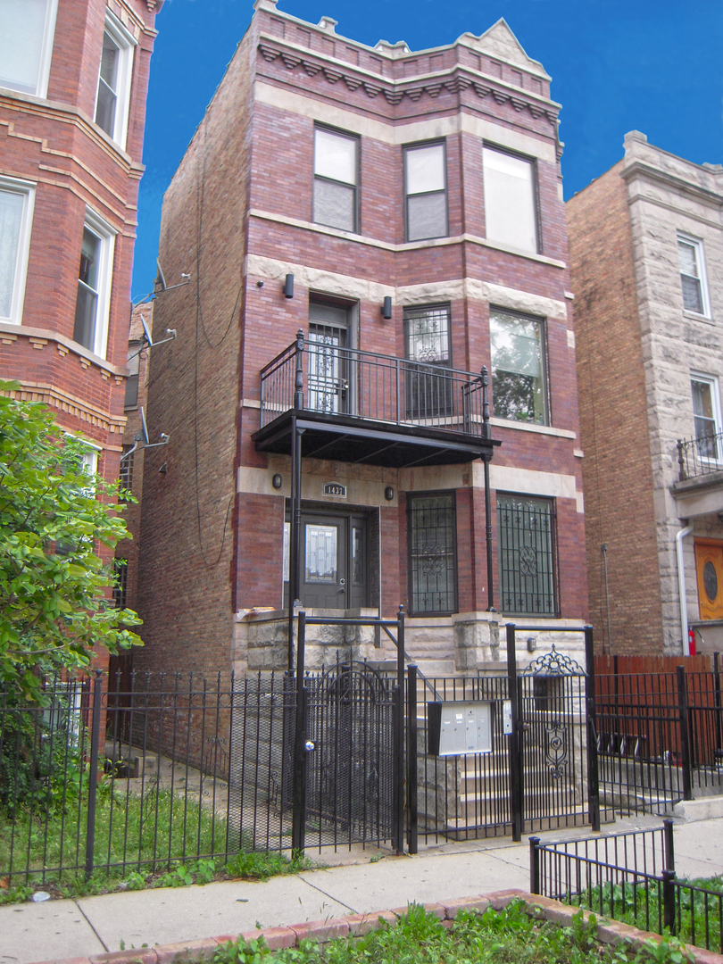 1437 N WASHTENAW Avenue Unit: 2