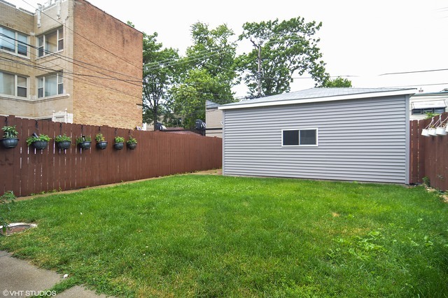 3835 N Western Avenue