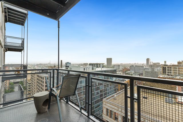 565 W Quincy Street Unit: 1508