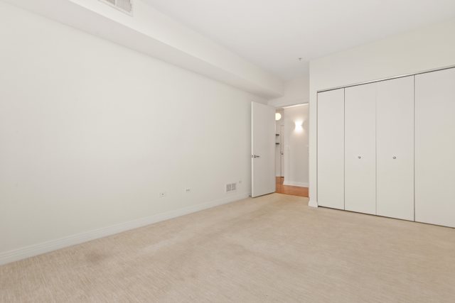 565 W Quincy Street Unit: 1508