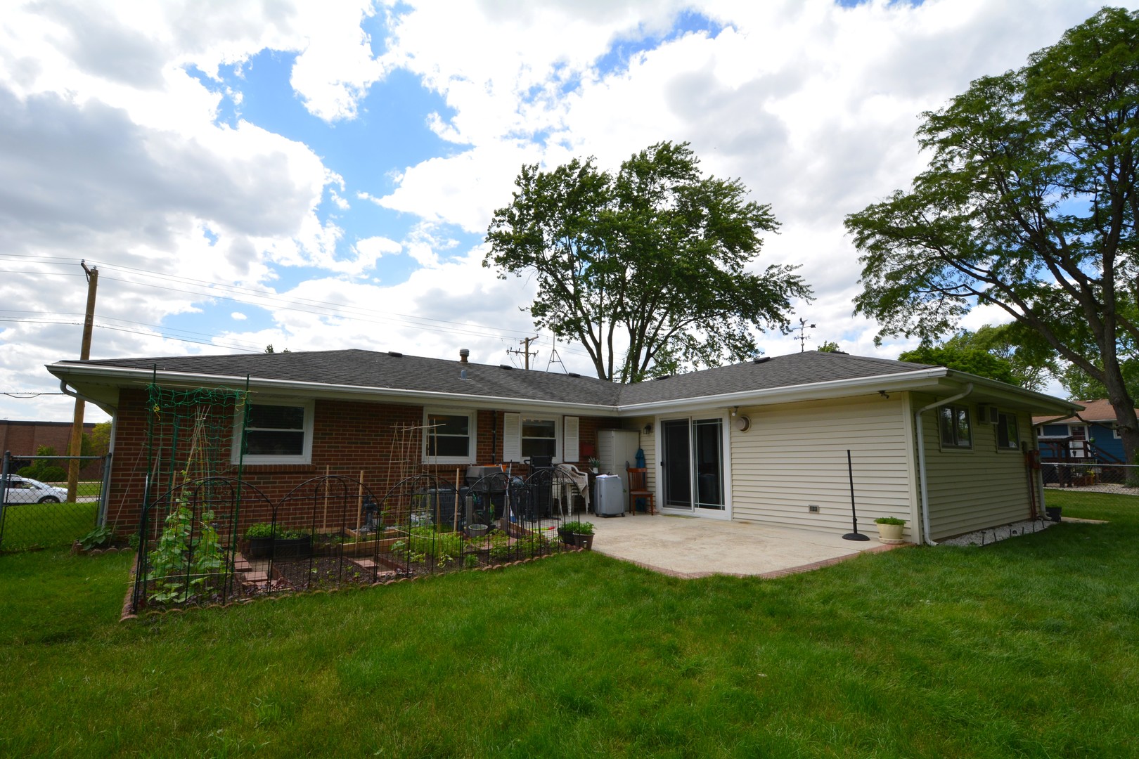 631 S Springinsguth Road