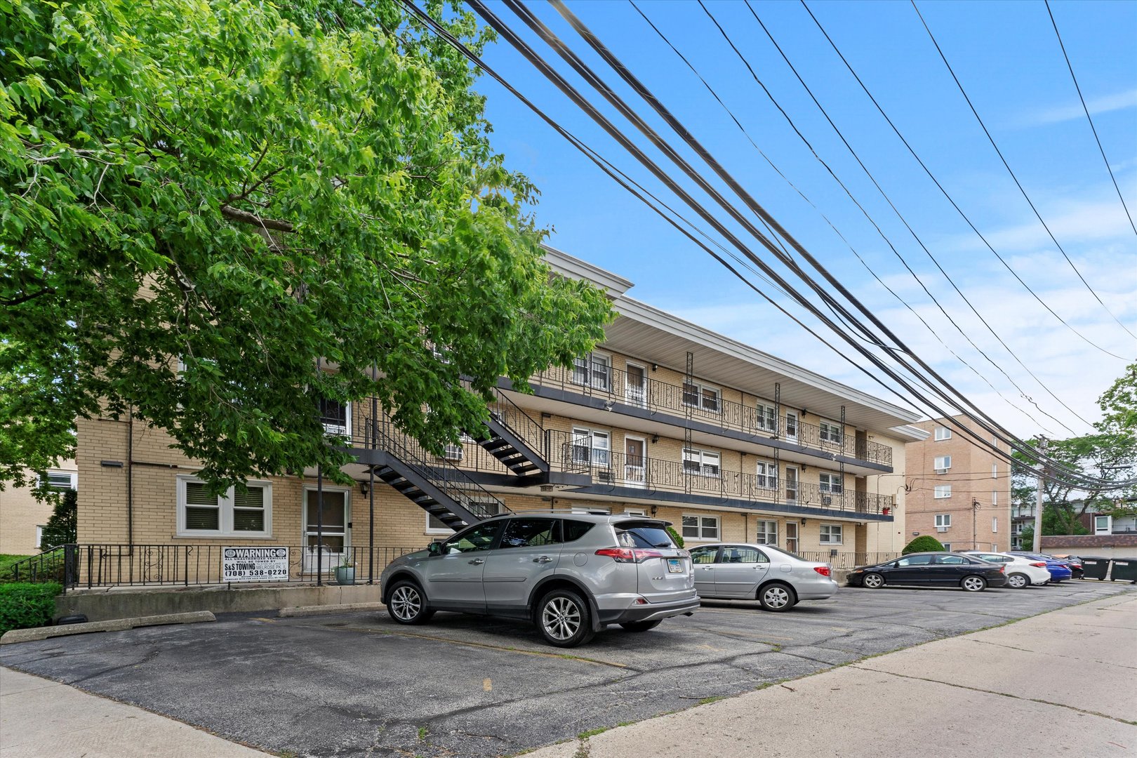 6161 W Higgins Avenue Unit: 107
