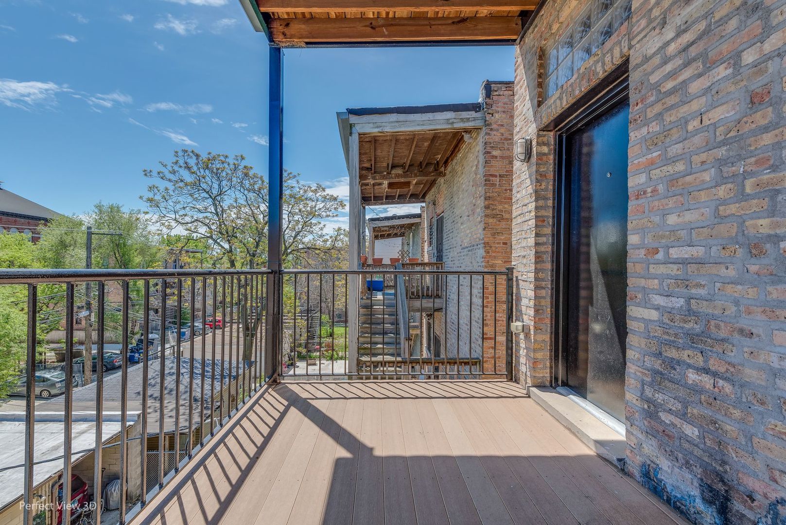 1437 N WASHTENAW Avenue Unit: 1