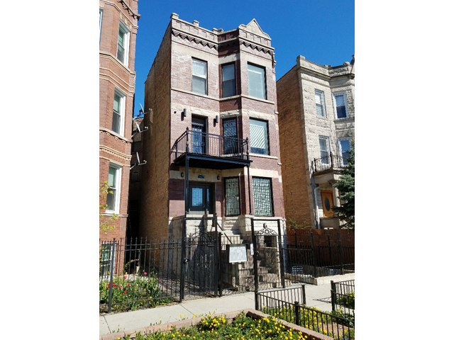 1437 N WASHTENAW Avenue Unit: 1