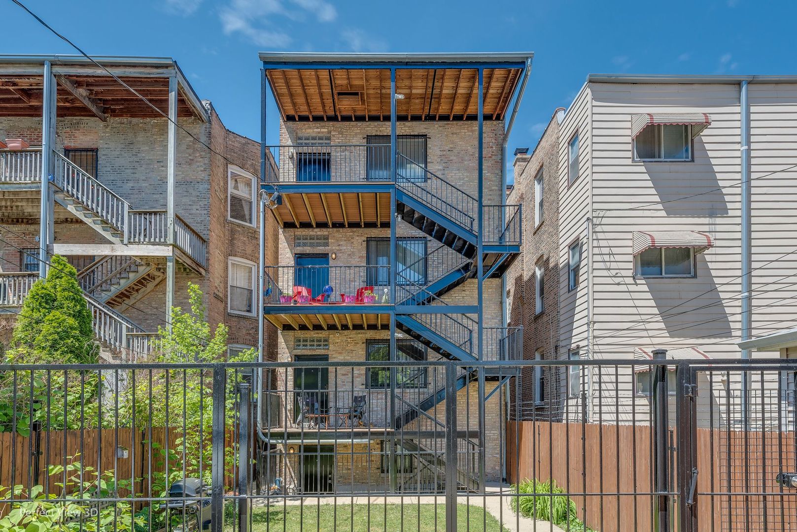1437 N WASHTENAW Avenue Unit: 1