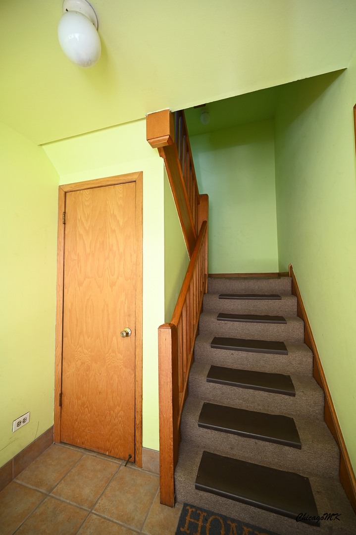 7020 W DIVERSEY Avenue Unit: 3