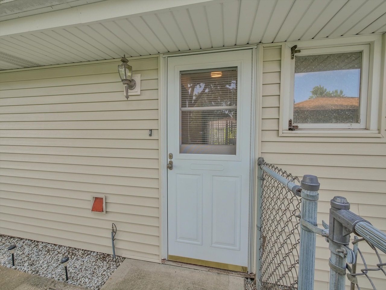 631 S Springinsguth Road