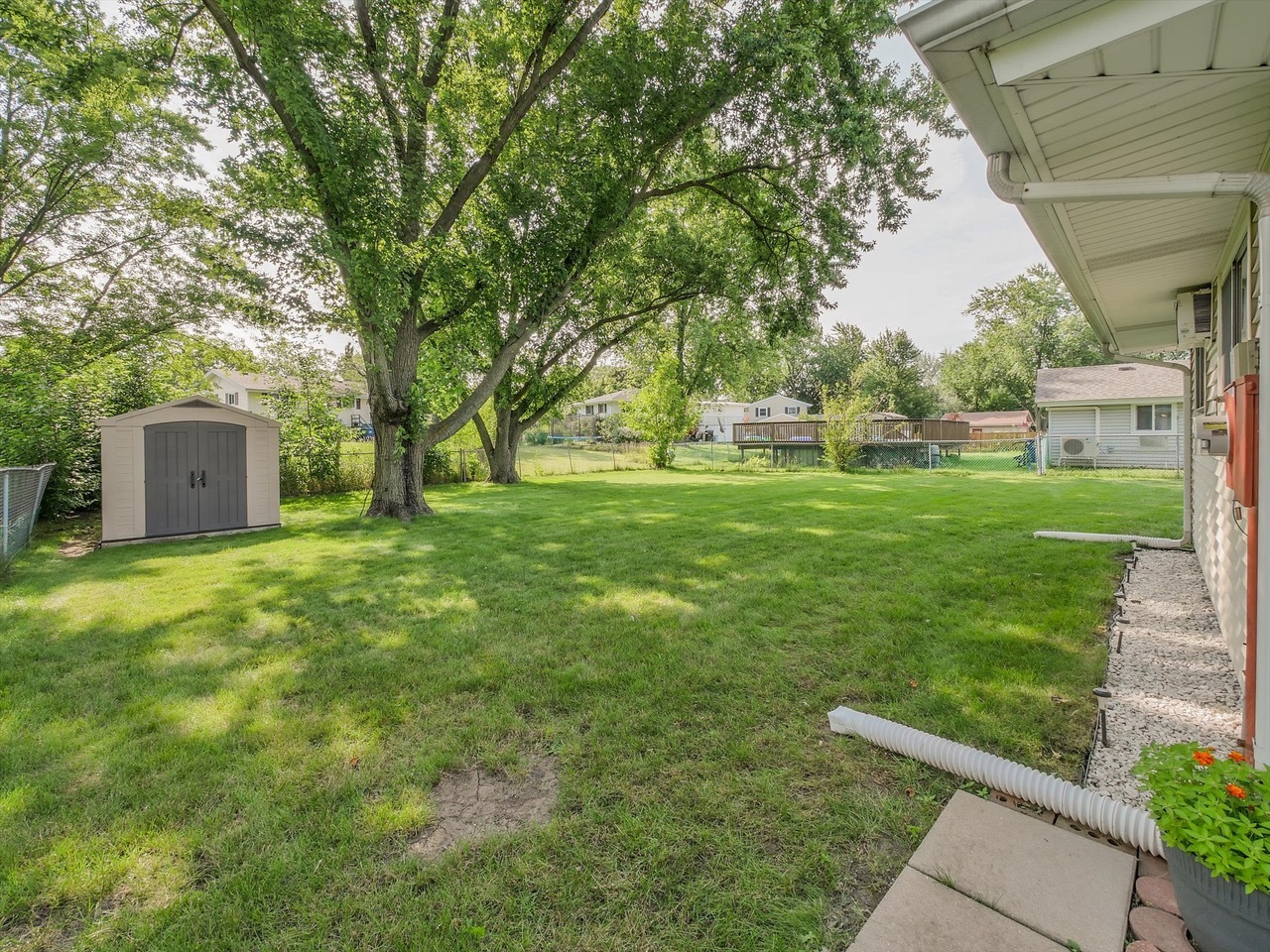 631 S Springinsguth Road