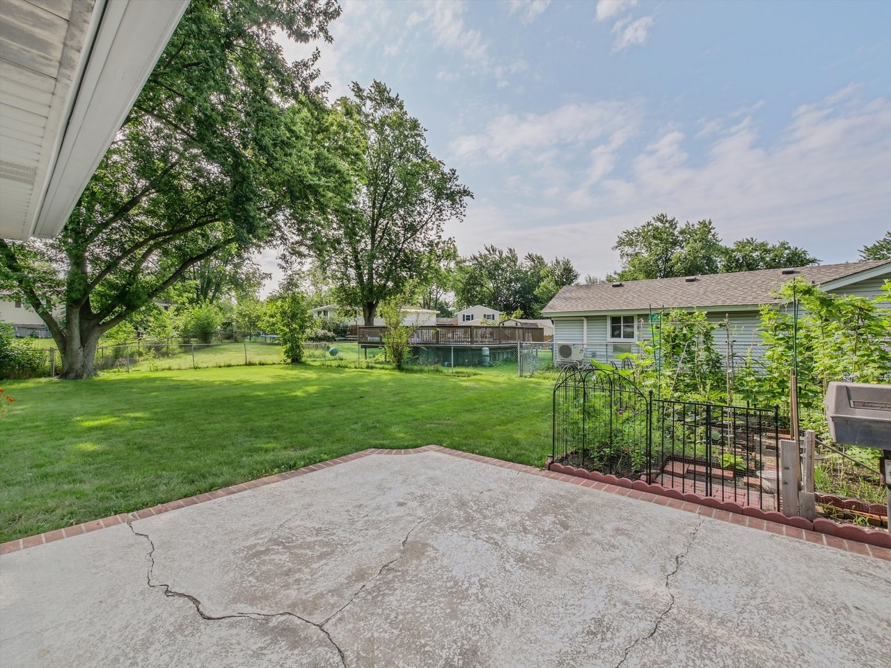631 S Springinsguth Road