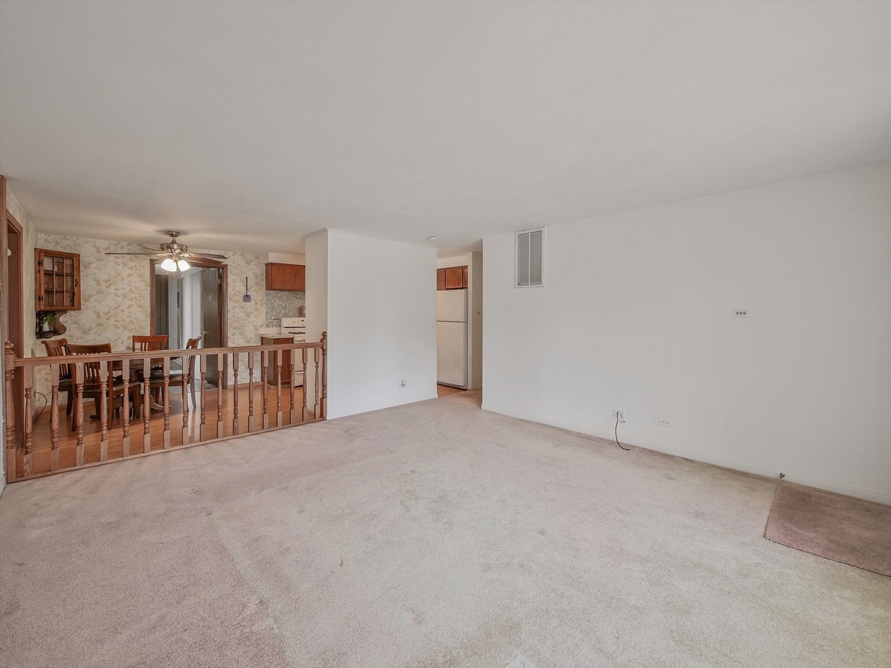 631 S Springinsguth Road