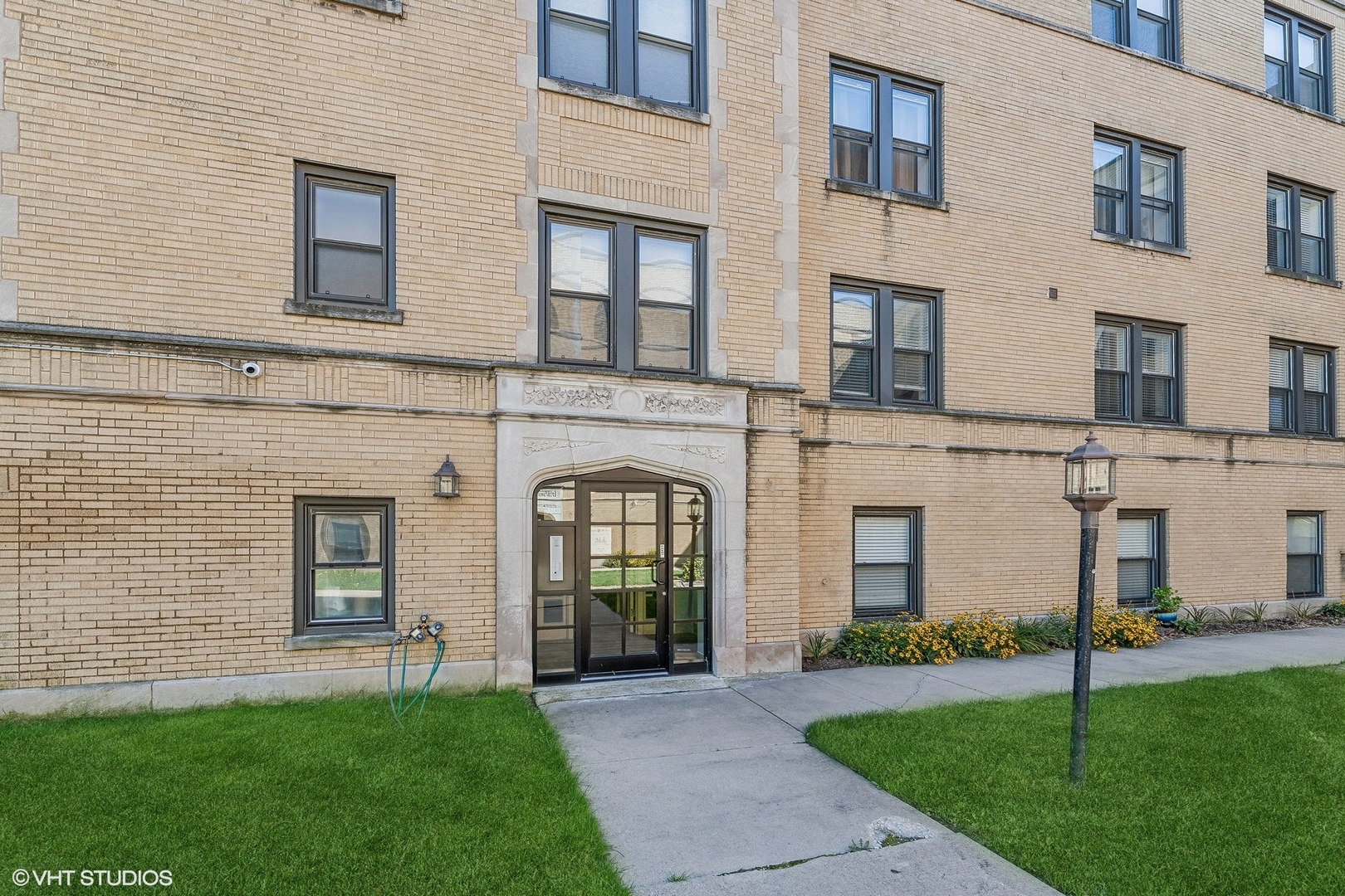 5148 N Avers Avenue Unit: 3W