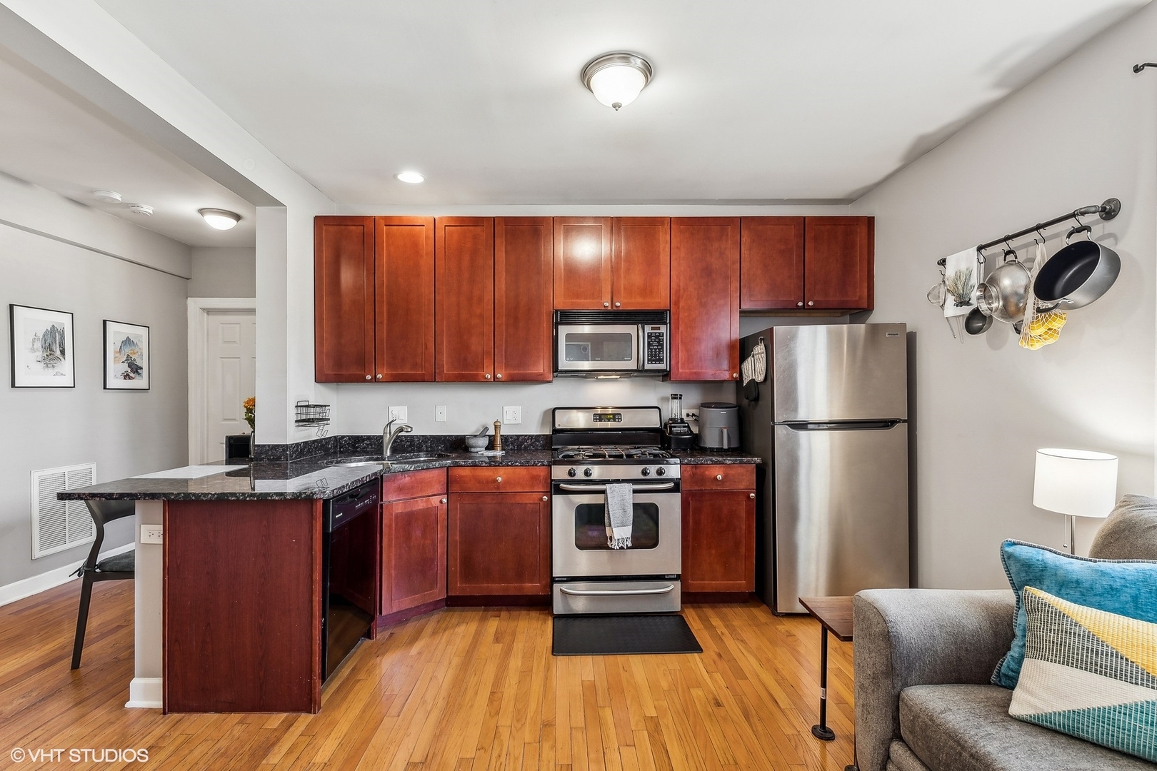 5148 N Avers Avenue Unit: 3W