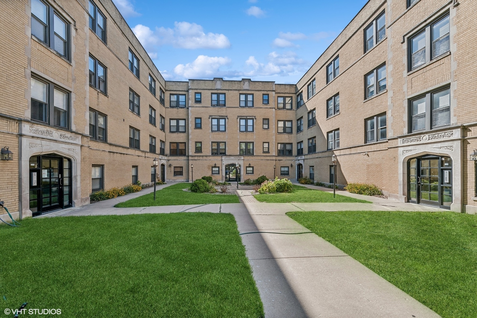 5148 N Avers Avenue Unit: 3W