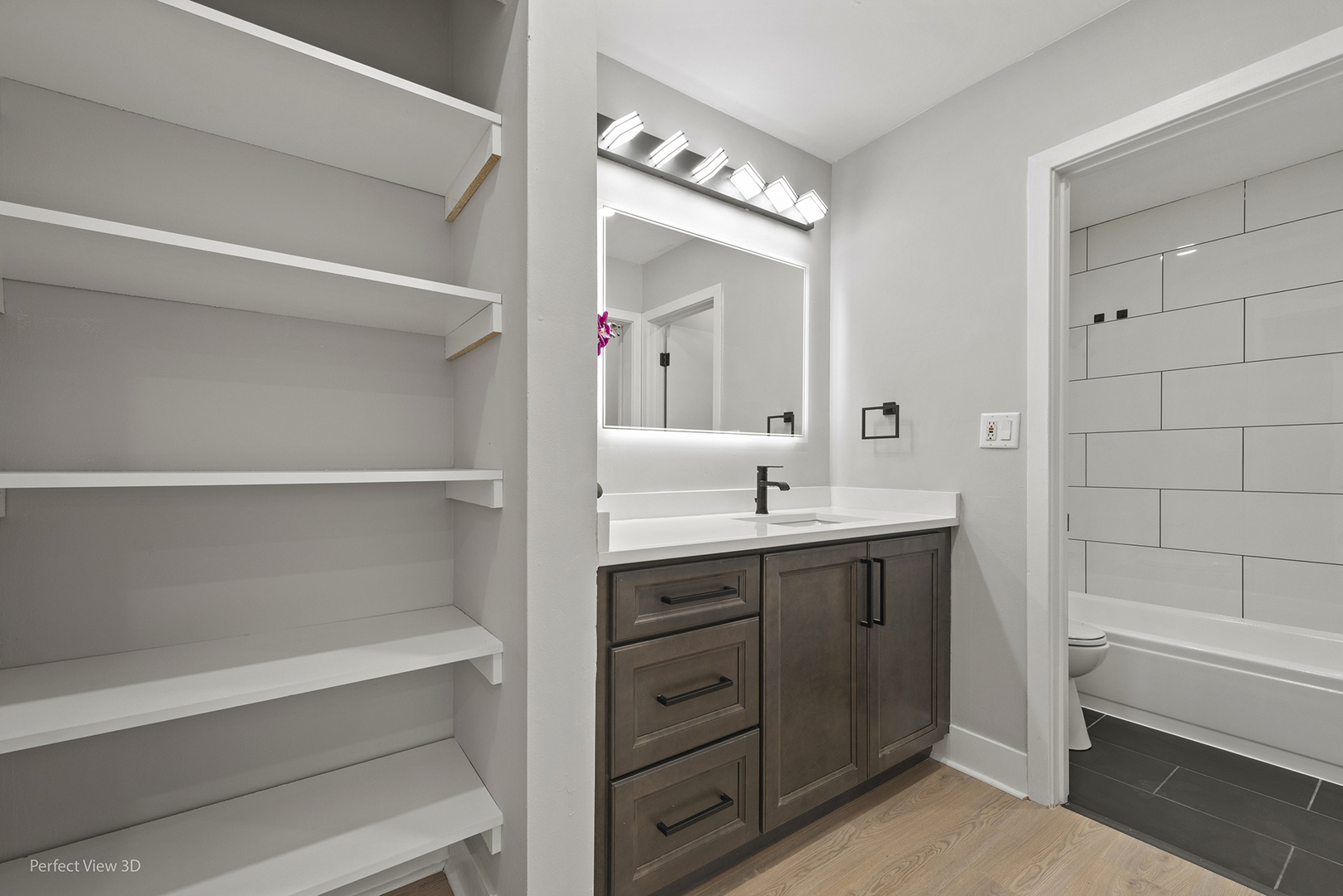 1810 Hemlock Place Unit: 306