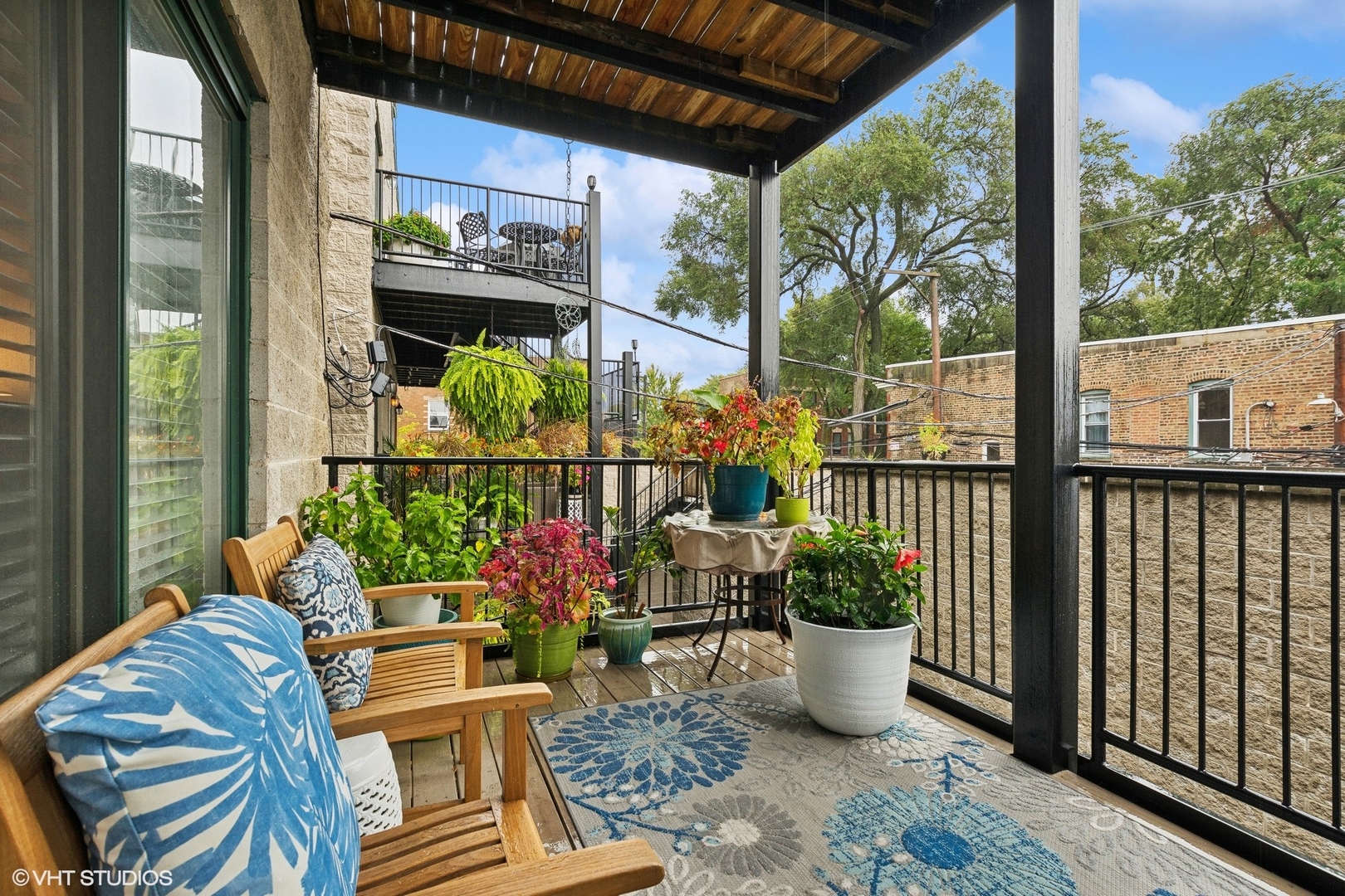 1709 W Foster Avenue Unit: 2E