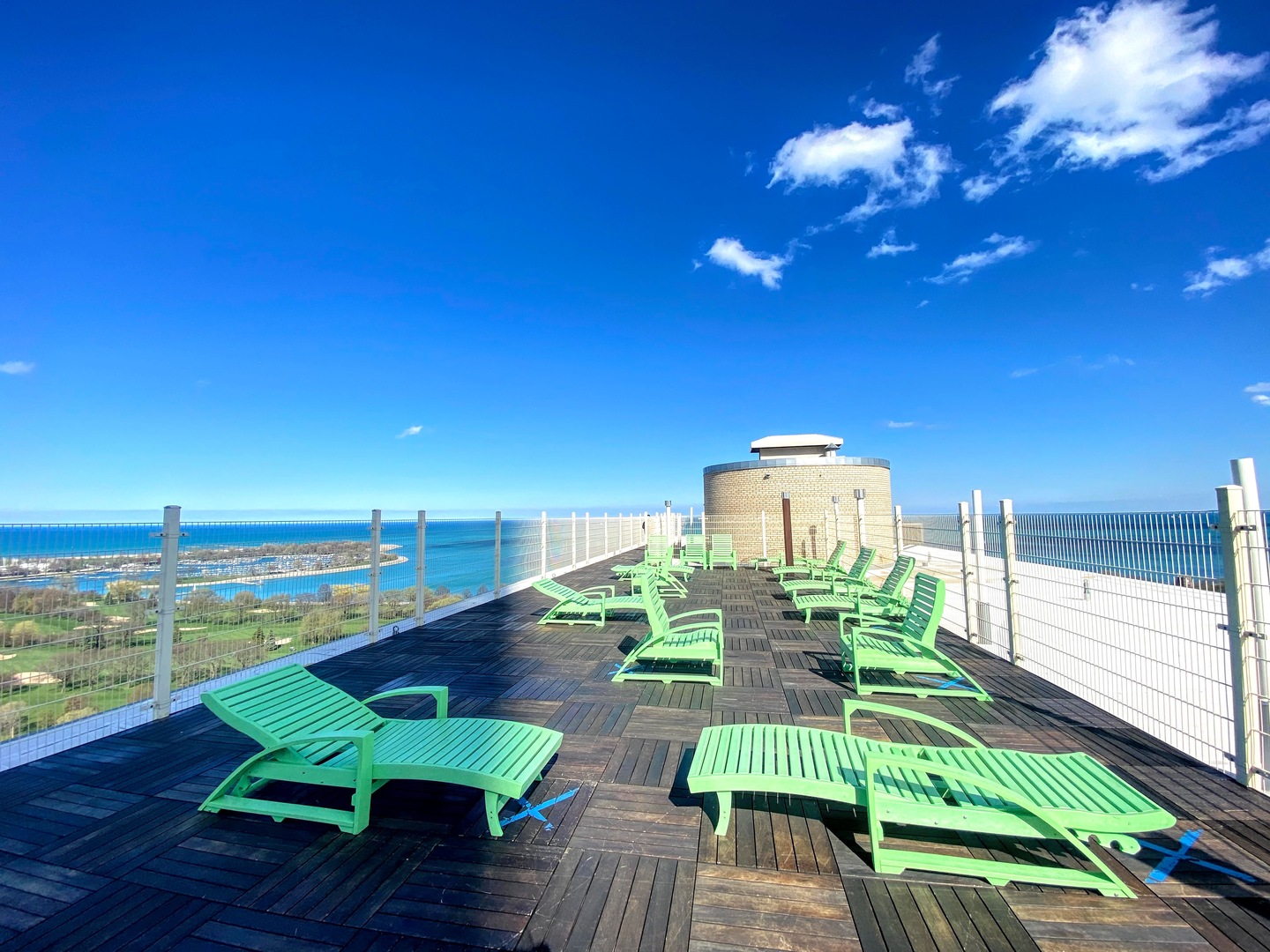 3950 N LAKE SHORE Drive Unit: 922