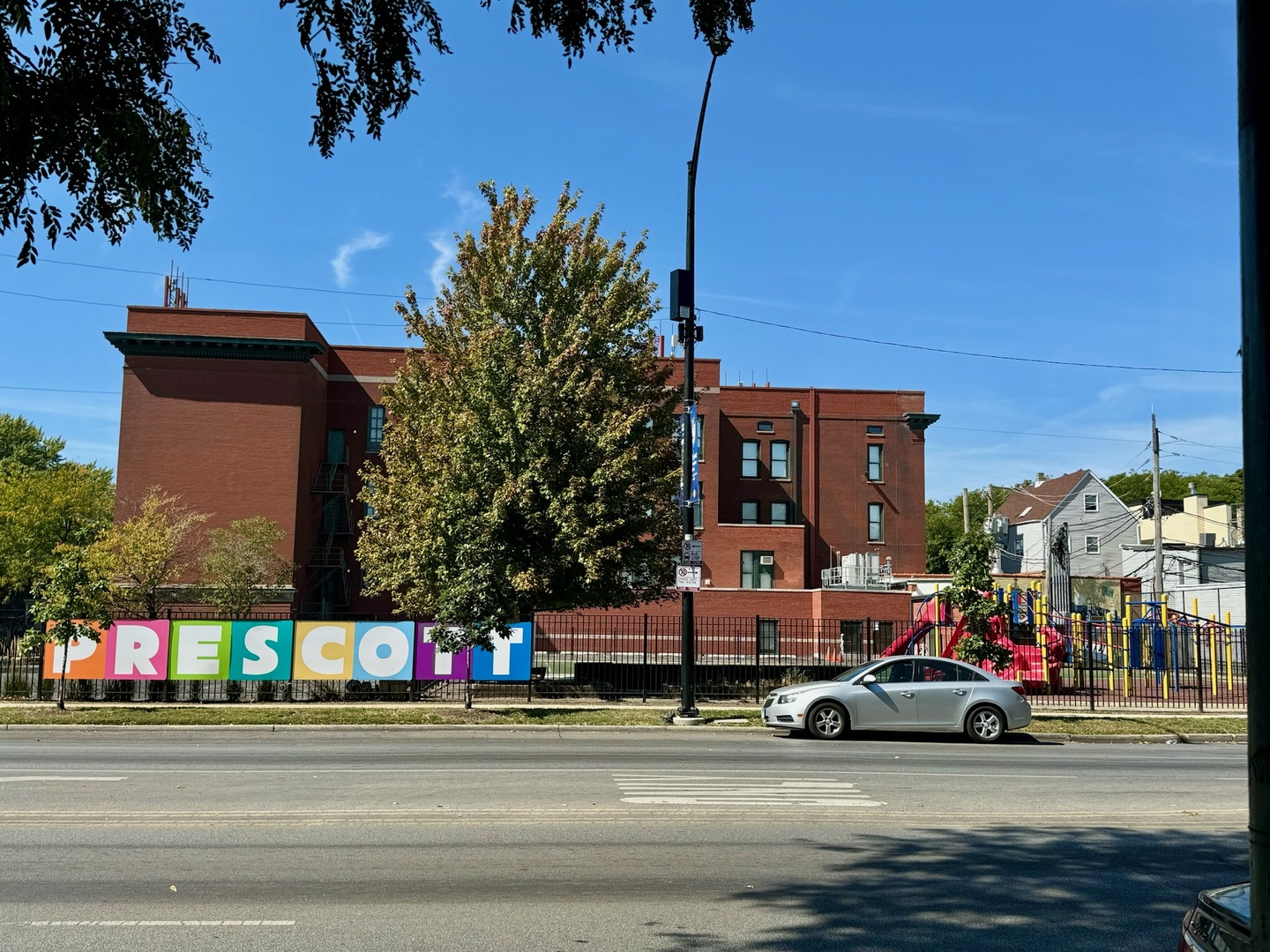 2619 N ASHLAND Avenue Unit: 3S