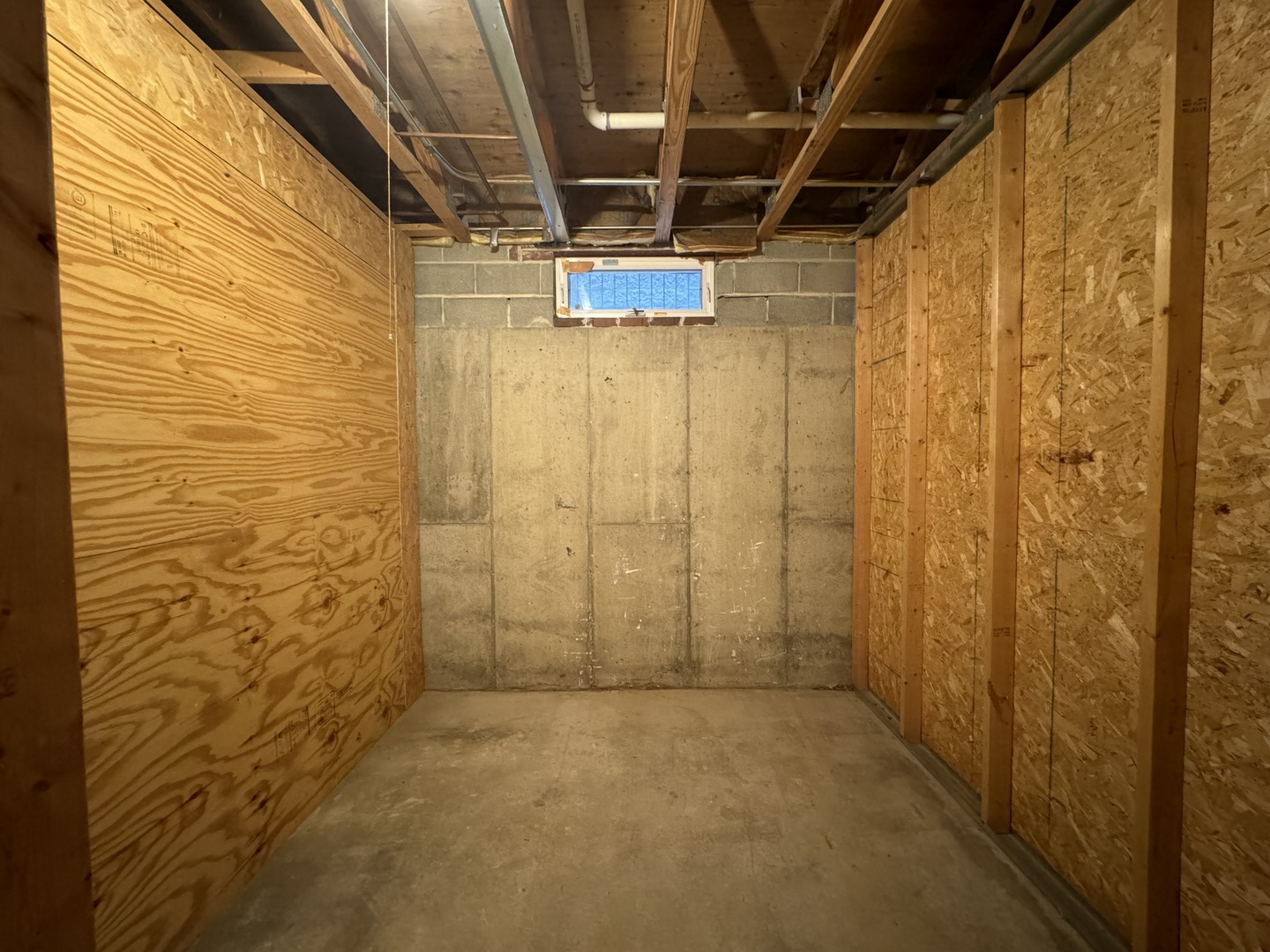 2619 N ASHLAND Avenue Unit: 3S