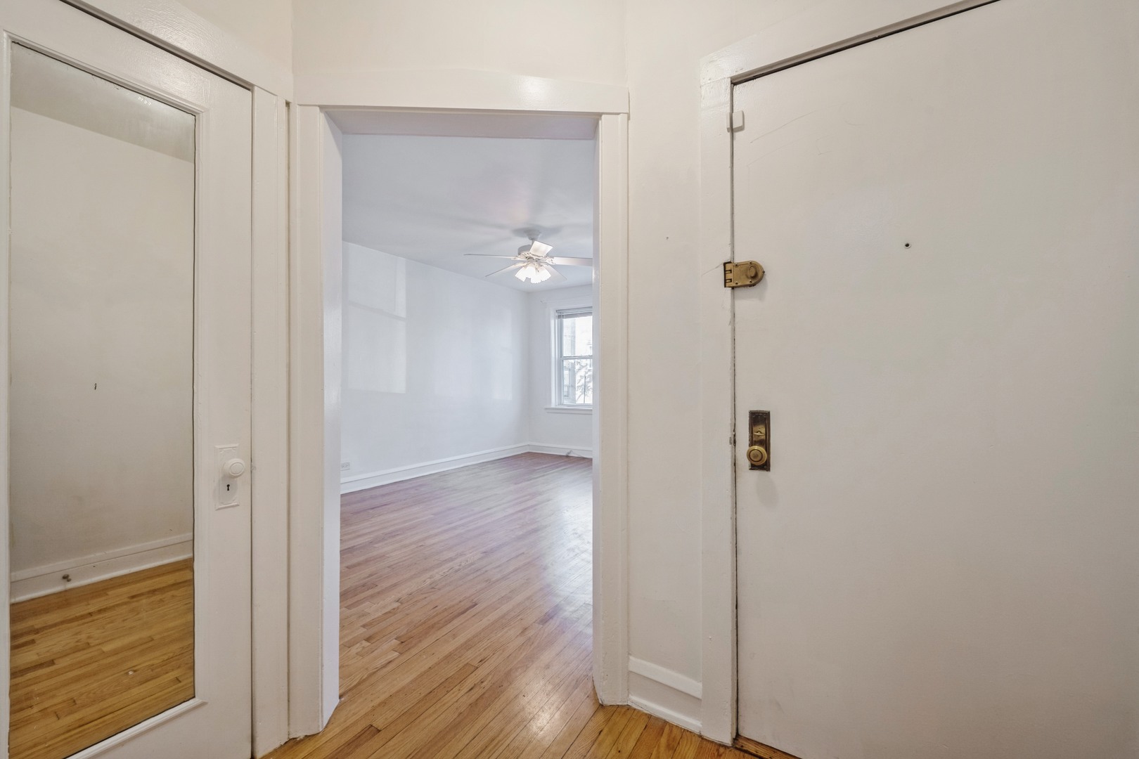 4005 W Nelson Street Unit: 5A