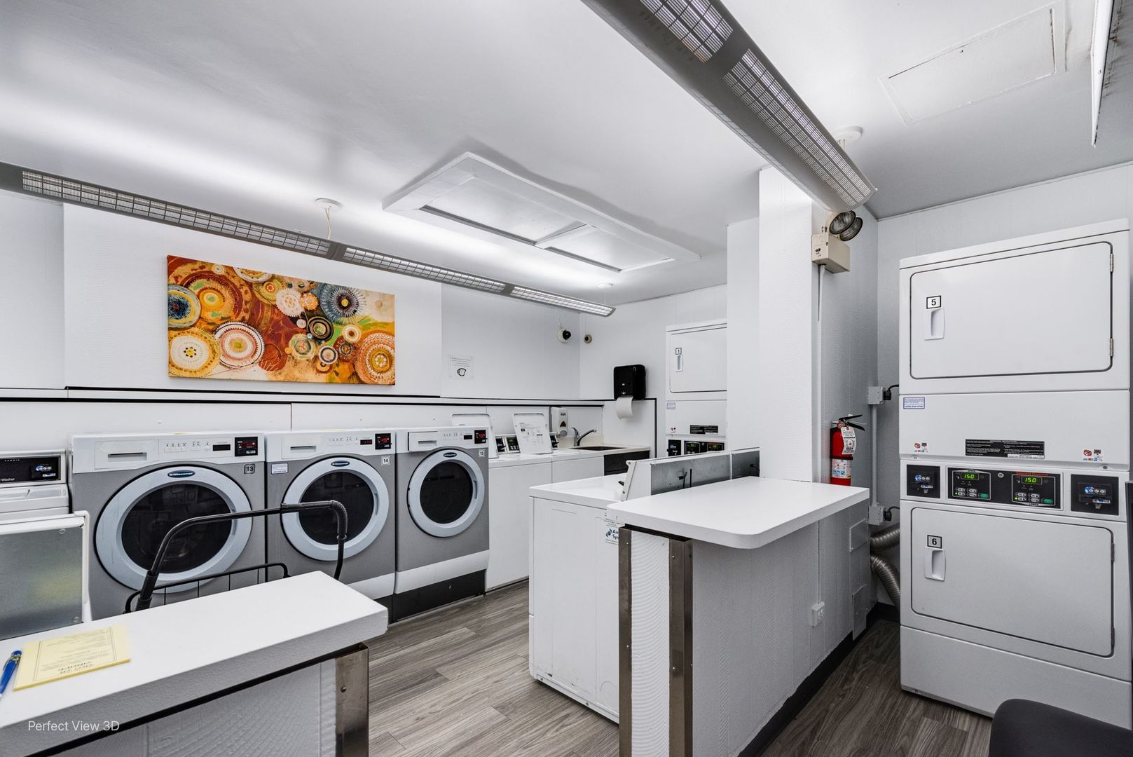 201 E Chestnut Street Unit: 5D