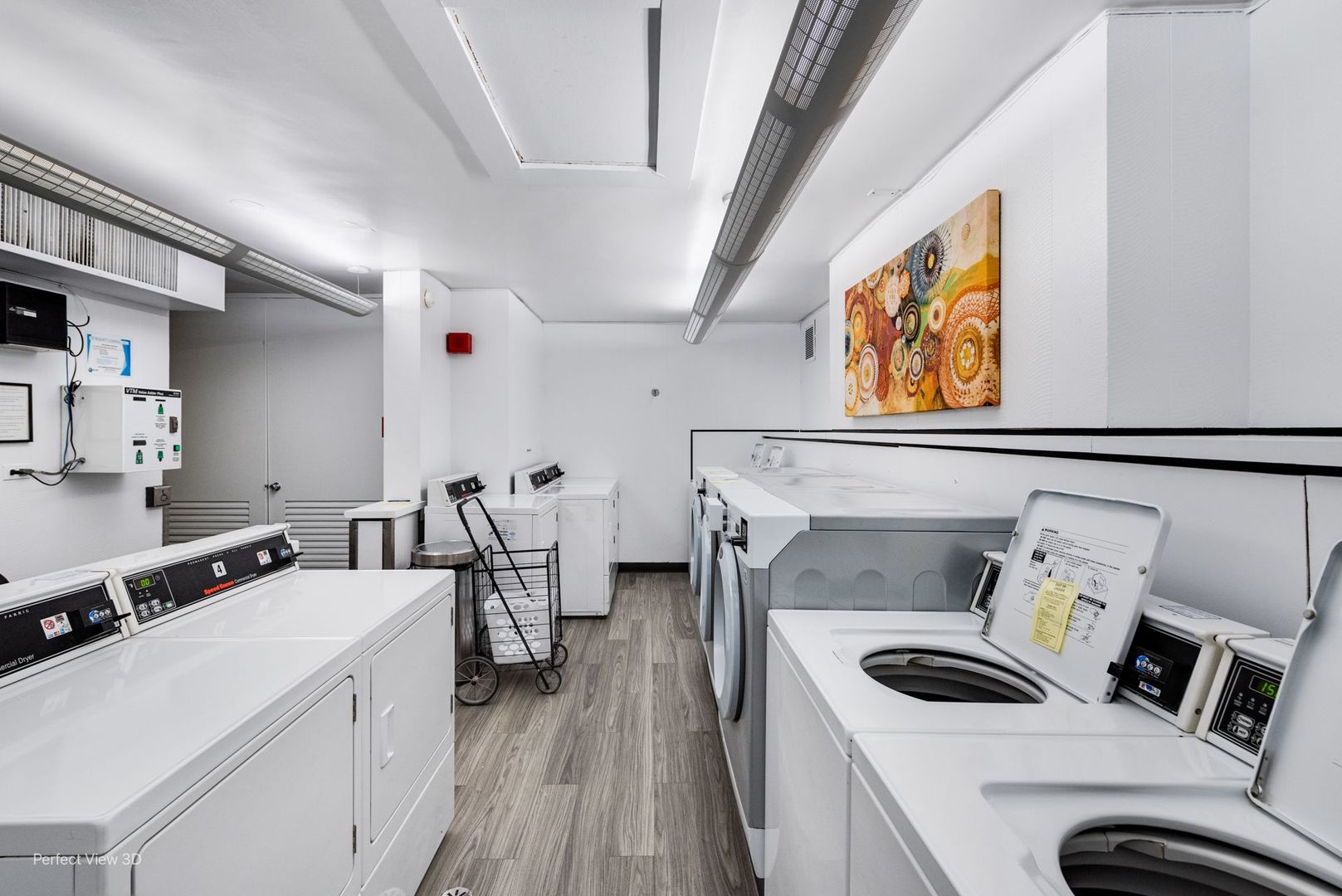 201 E Chestnut Street Unit: 5D