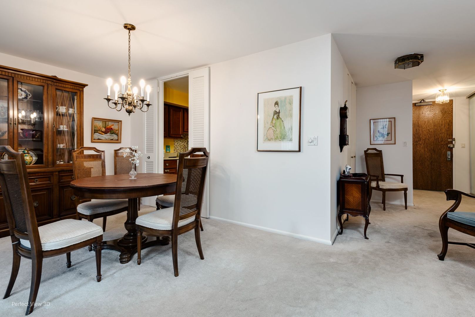 201 E Chestnut Street Unit: 5D