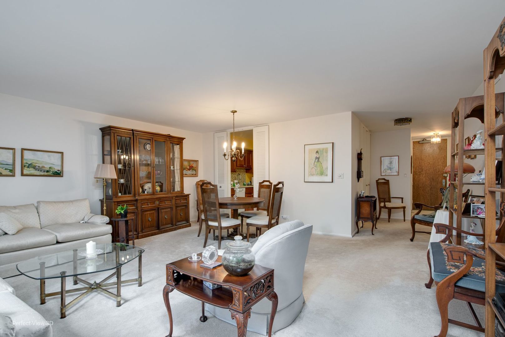 201 E Chestnut Street Unit: 5D