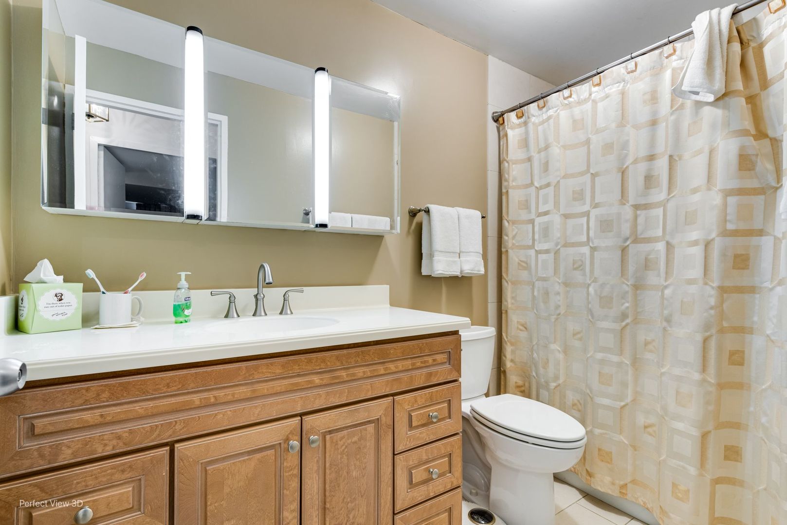 201 E Chestnut Street Unit: 5D