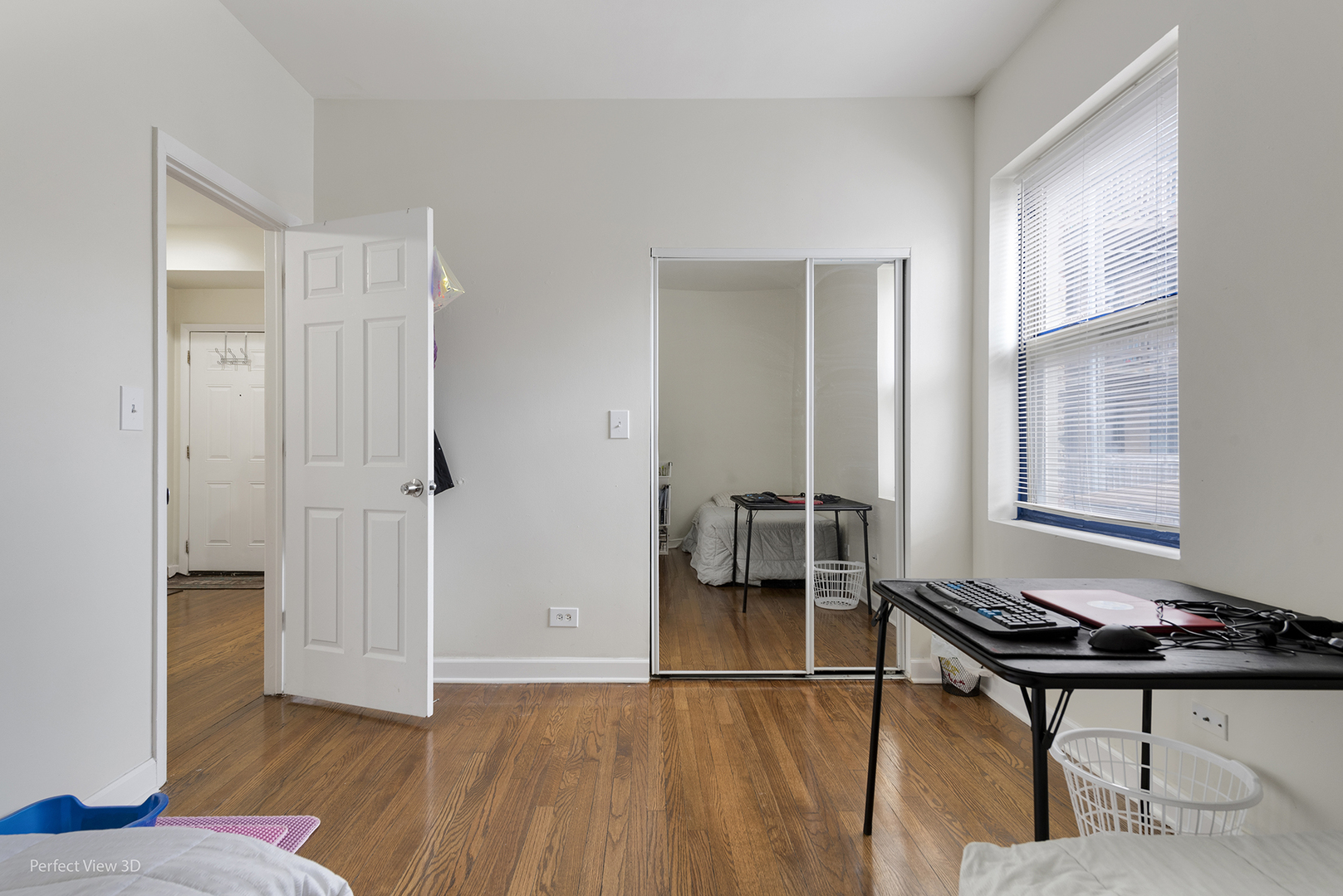 4853 N Harding Avenue Unit: 1
