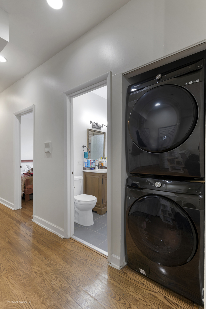 4853 N Harding Avenue Unit: 1